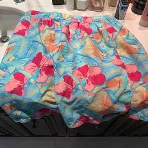 Mens' Vineyard Vines Flower Bathing Suit! Medium